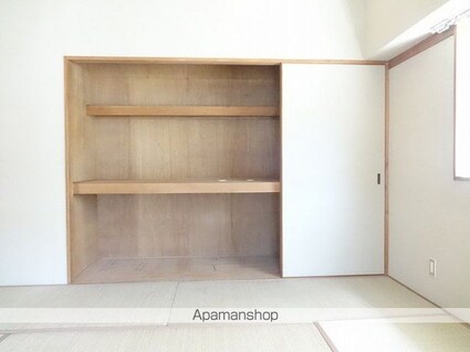 山崎ハイツ[2DK/47.5m2]の収納
