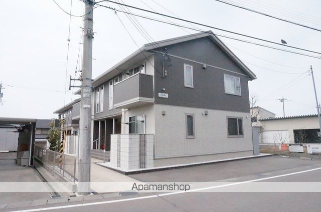 フィリア A棟の外観写真