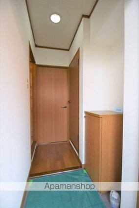 ガーデンクレストⅡ[1R/28.8m2]の玄関