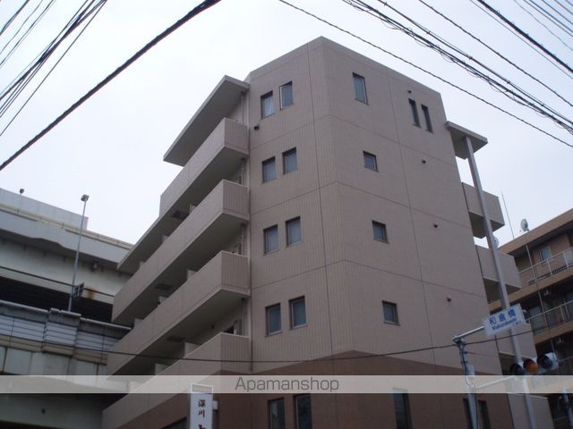 TRビルディングの外観写真