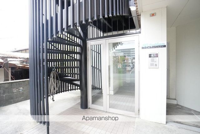 SGレジデンスの玄関写真