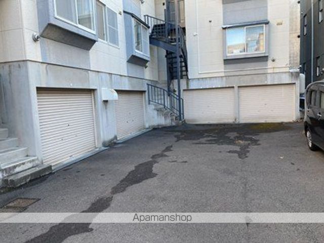 ドゥボワ平岸の玄関写真