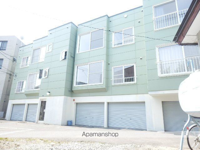 フラッツ平岸の外観写真