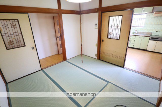 上中戸建の内装写真