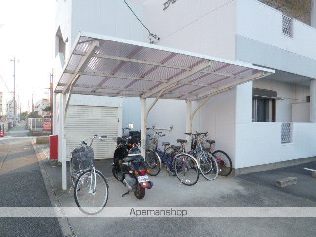 エクセルハイム坪井の玄関写真