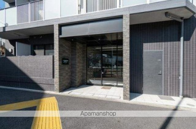 LA DOUCEUR大森山王の玄関写真