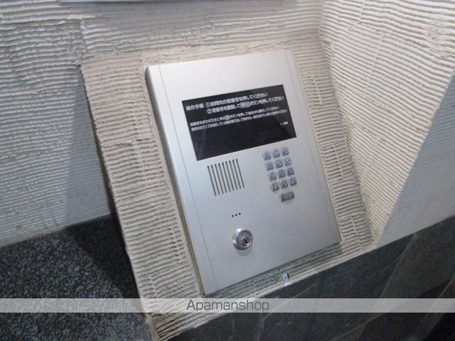 エポック南7条館の玄関写真