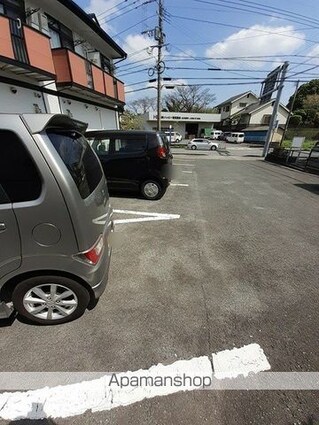 クレールアムール[1K/20m2]の駐車場2