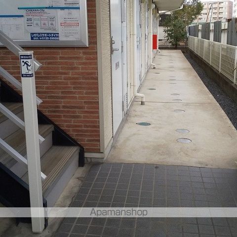 レオパレス大弥の玄関写真