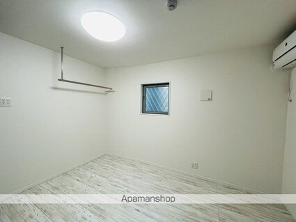 東京都三鷹市下連雀１丁目[1K/18.77m2]のリビング・居間