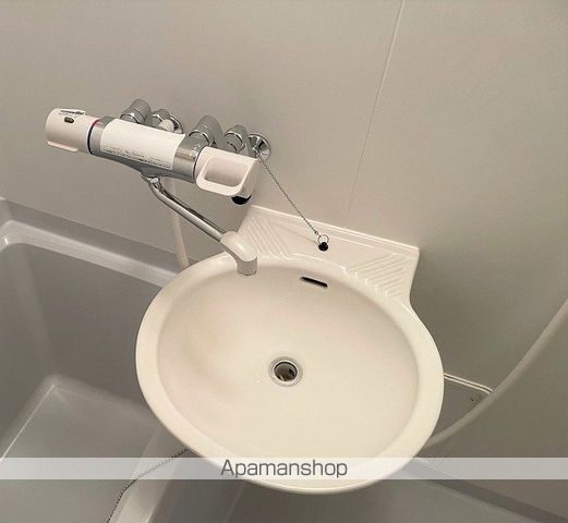 レオパレスパイン ブルーム IIの内装写真