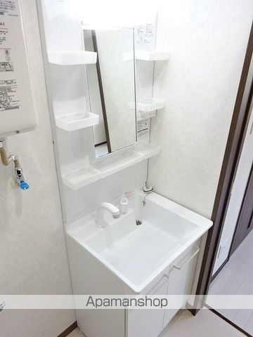 クレストの内装写真