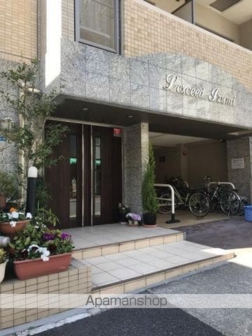 LEXCEED IZUMIの玄関写真