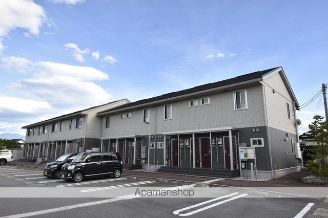 DーROOM本郷町の外観写真
