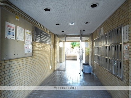 ダイアパレス氷川台[1K/19.42m2]のエントランス1