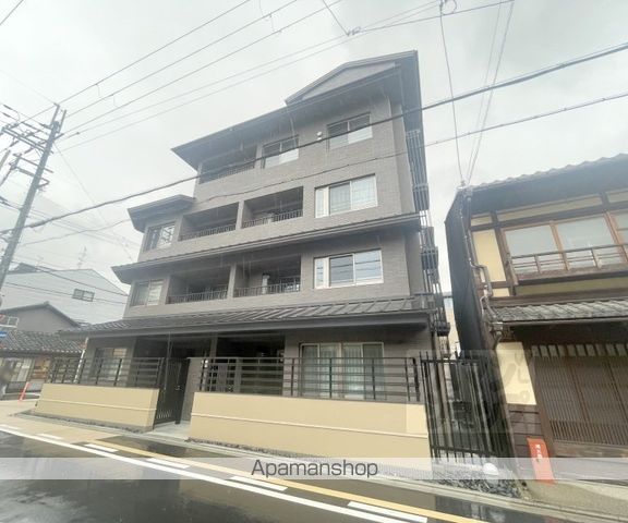 京都市烏丸線 今出川駅 徒歩4分 5階建 築1年の外観写真