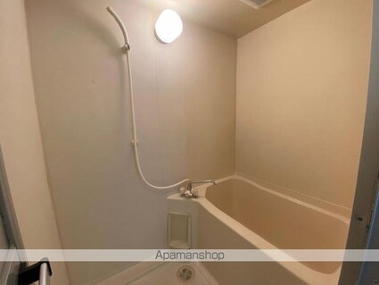 フォブール吉峰Ａ[2LDK/57.95m2]のバス