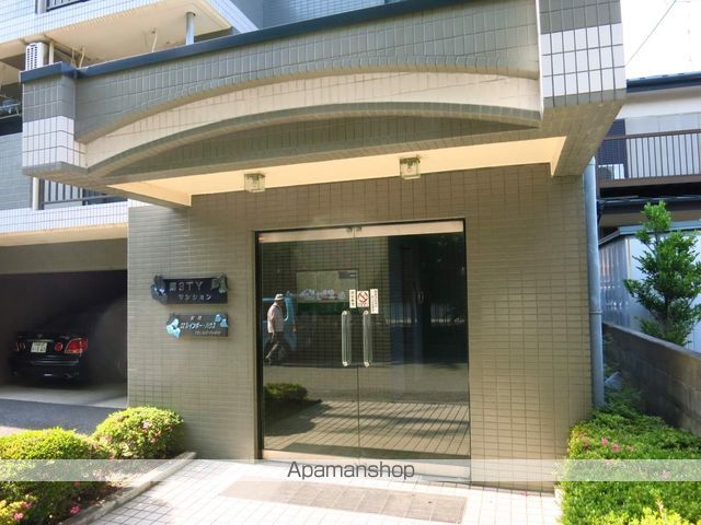第三TYマンションの玄関写真
