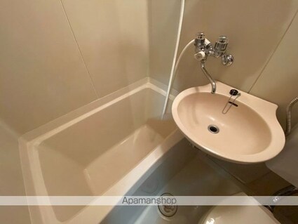 ヴァイサーホーフ[1K/21m2]のバス