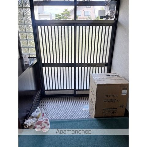 北見市 2階建 築56年の内装写真