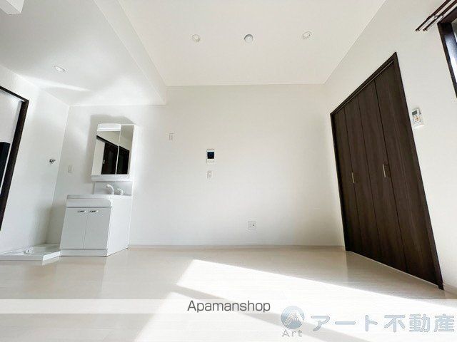 リュンヌ祇園の内装写真
