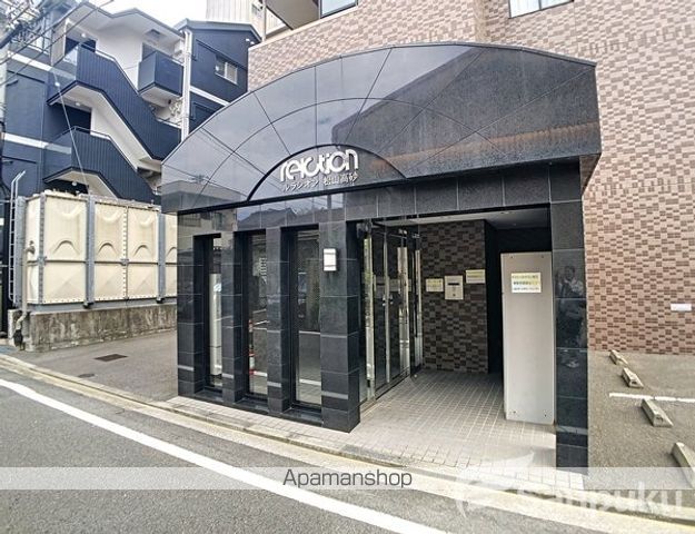ルラシオン松山高砂の玄関写真