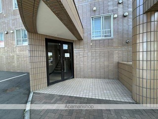 サンシティ新さっぽろ参番館の玄関写真