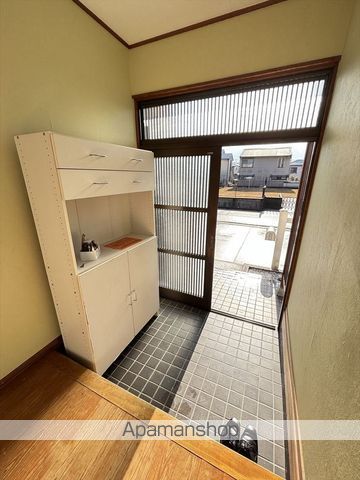 名張市 2階建 築45年の内装写真