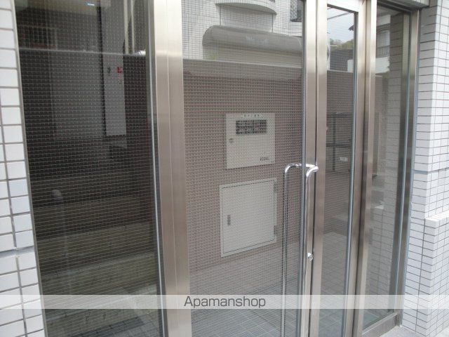 ラピーヌIIの玄関写真
