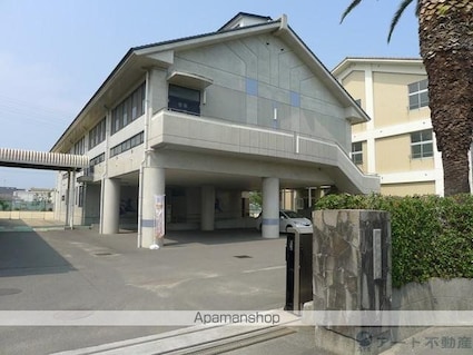 ウイング　コート[2LDK/51.3m2]の周辺2