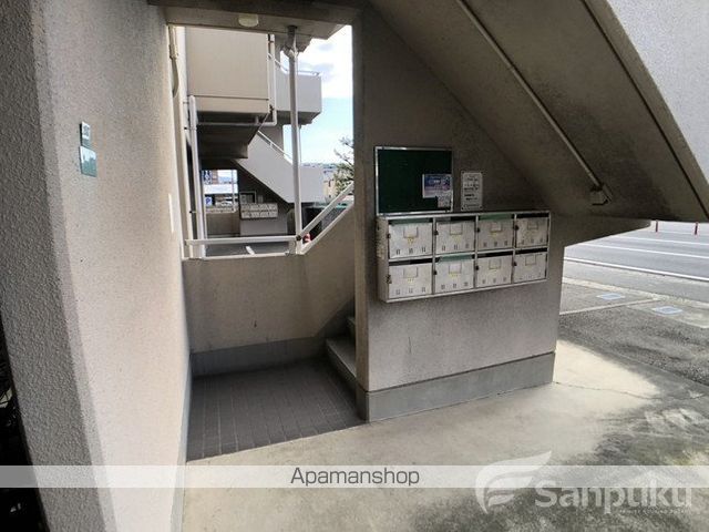 カーサみやびの玄関写真
