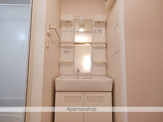 エレガンスフォーシーズンIIの内装写真
