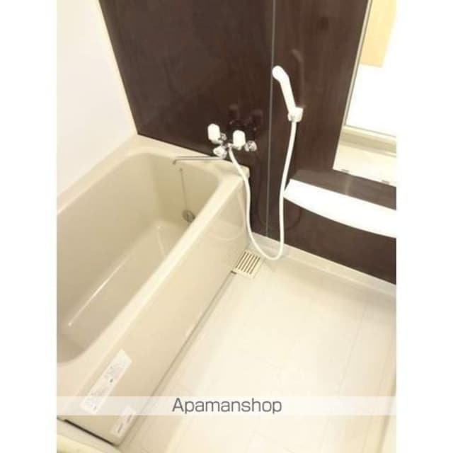 東京都三鷹市新川６丁目[1LDK/46.4m2]のバス