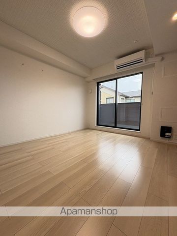 ヒカルサ京田辺大住の内装写真