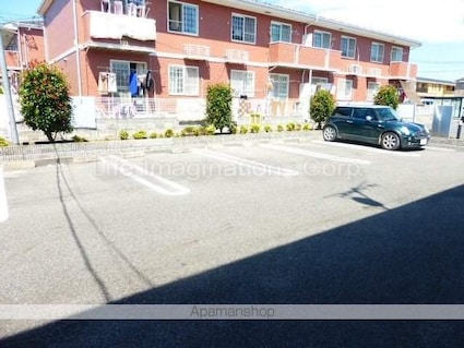 コータ・コート　Ｃ[1LDK/53.05m2]の駐車場4