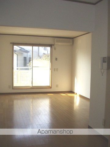 シングルの内装写真
