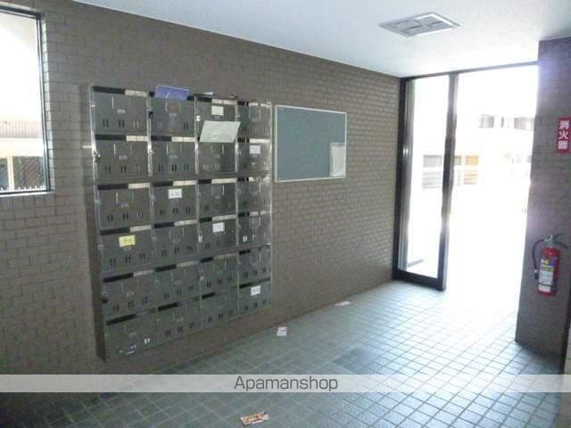 メゾンアイビスの玄関写真