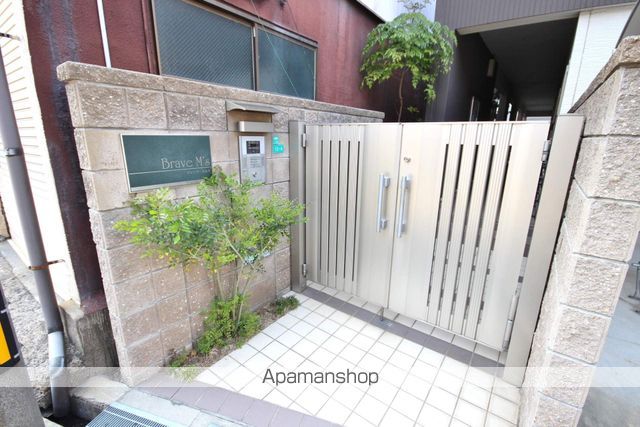 ブレーブエムズの玄関写真