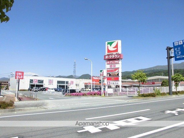 シャン・ド・フルールAの周辺写真