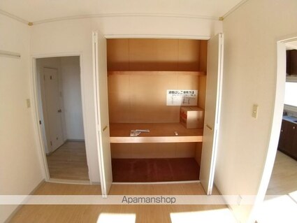 グラース関[3LDK/76.41m2]の収納