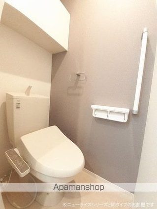 フリッシュ　Ｈ[1LDK/50.05m2]のトイレ