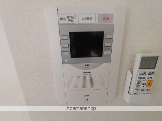 アドバンス西梅田フォルンの内装写真