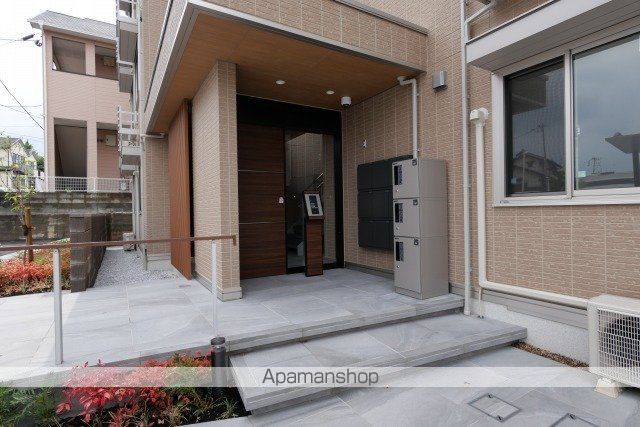 リトルノナチカの外観写真