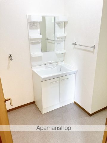 ハイカムール弐番館の内装写真