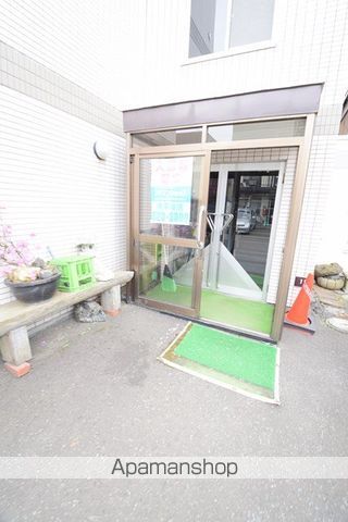 木村ビルの玄関写真