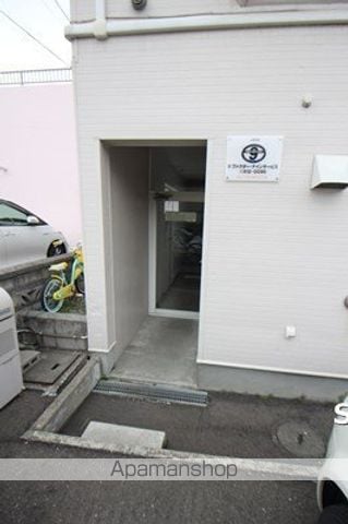 フロンティアKIIIの玄関写真