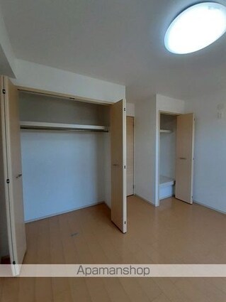 ルミエールⅡ[1LDK/46.28m2]の収納