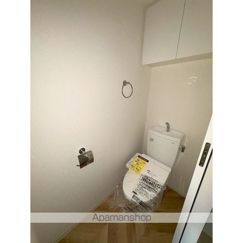 コンフォリア・リヴ淡路町一丁目の内装写真
