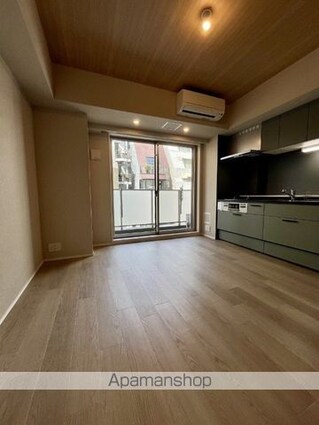 東京都千代田区神田三崎町３丁目[1LDK/42.2m2]のリビング・居間