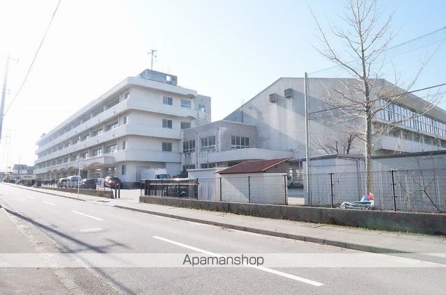 プレジュール中村の周辺写真